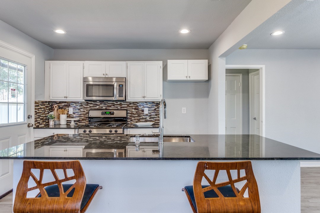 2627 Sharon Street Dallas TX 75211