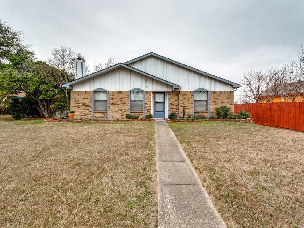 2610 Chariot Lane Garland TX 75044