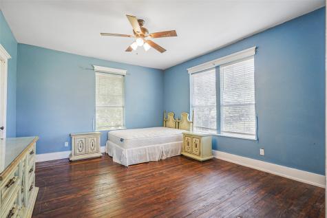 1001 S Travis Street Sherman TX 75090