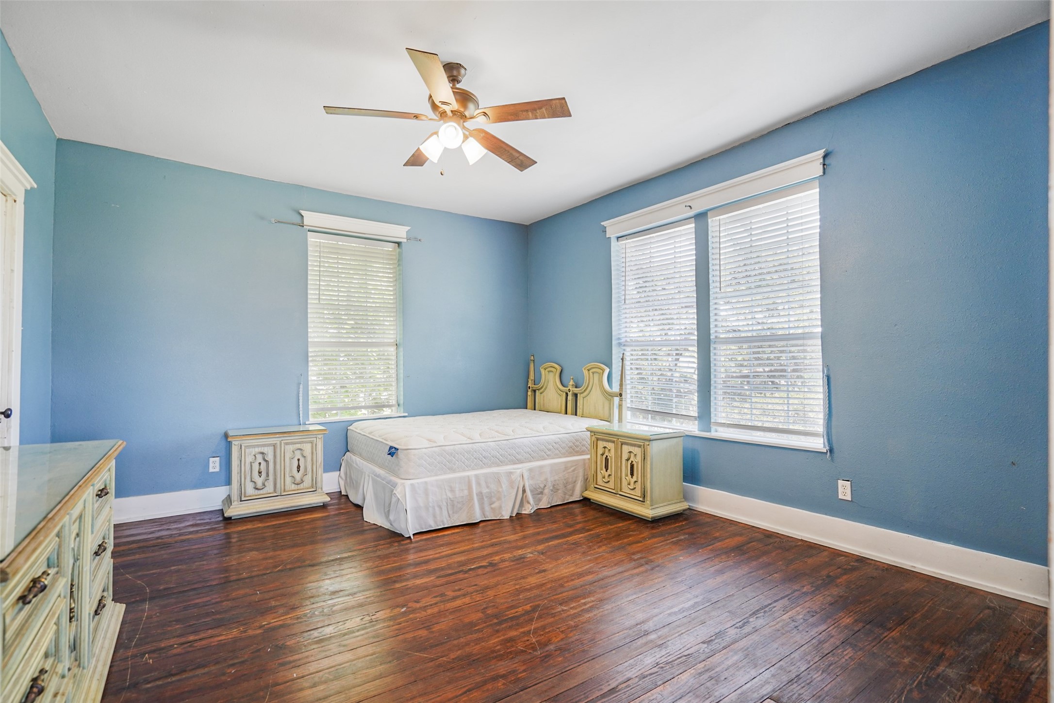 1001 S Travis Street Sherman TX 75090