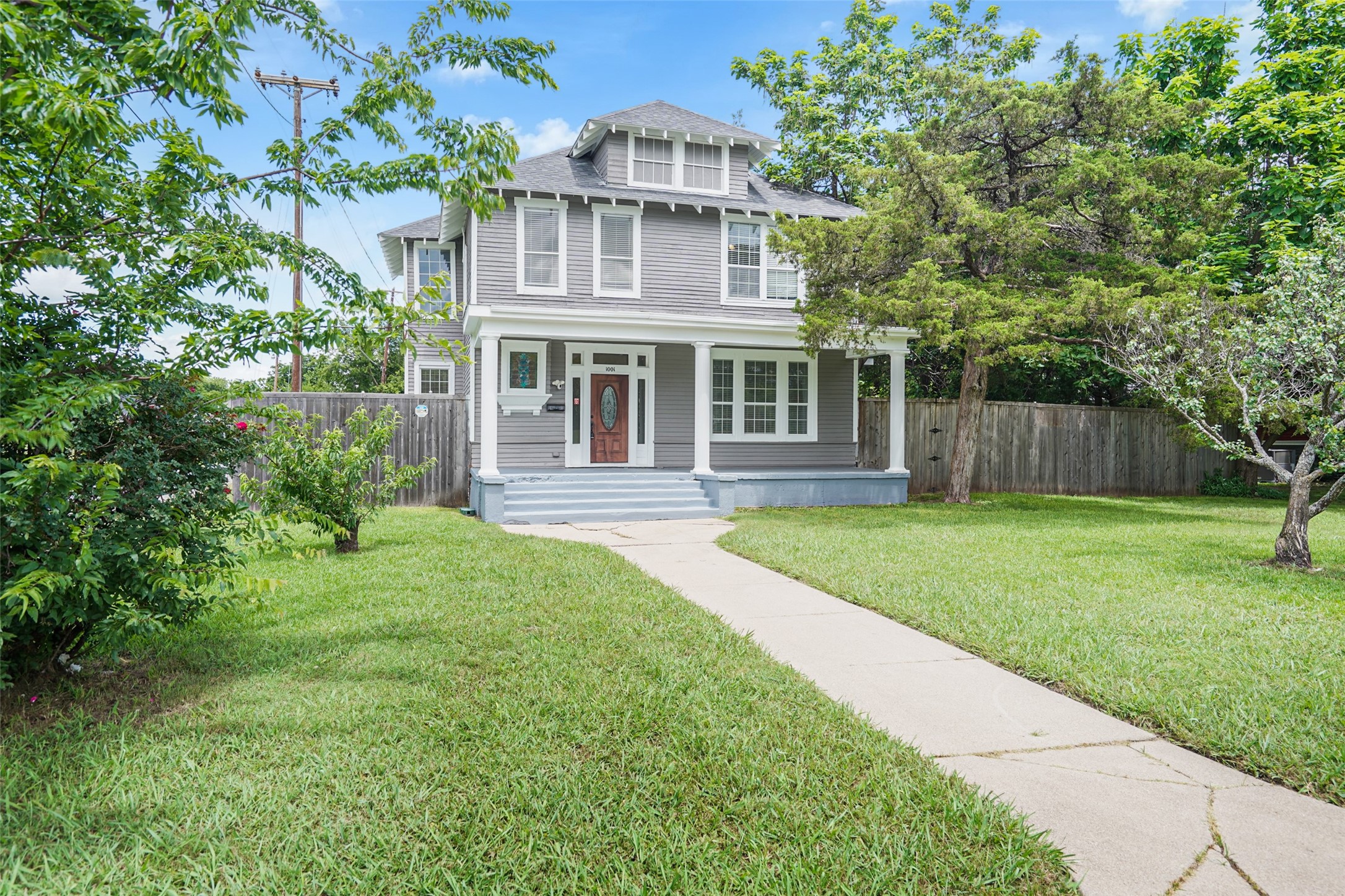 1001 S Travis Street Sherman TX 75090