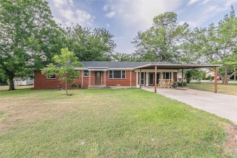 100 S Melanie Drive Azle TX 76020