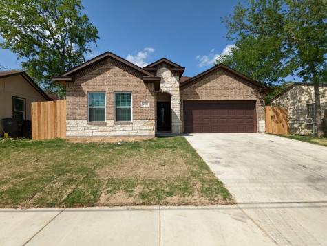 4929 Chapman Street Fort Worth TX 76105