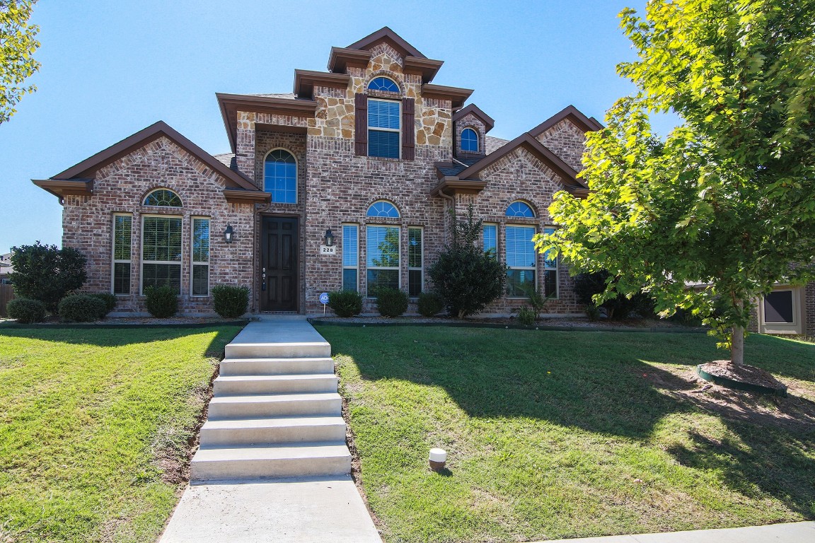 228 Brighton Drive Desoto TX 75115