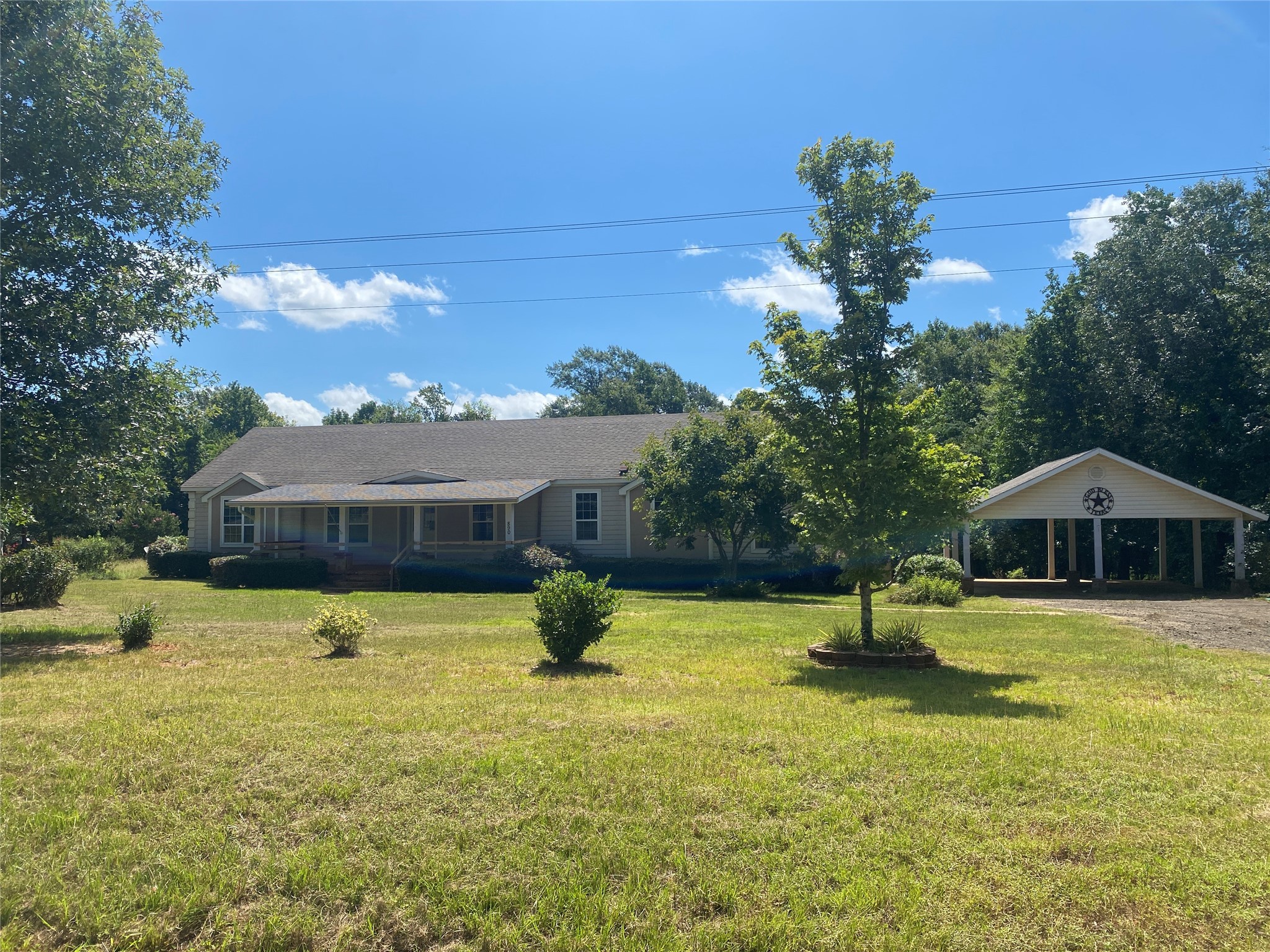 890 N Clark Street San Augustine TX 75972