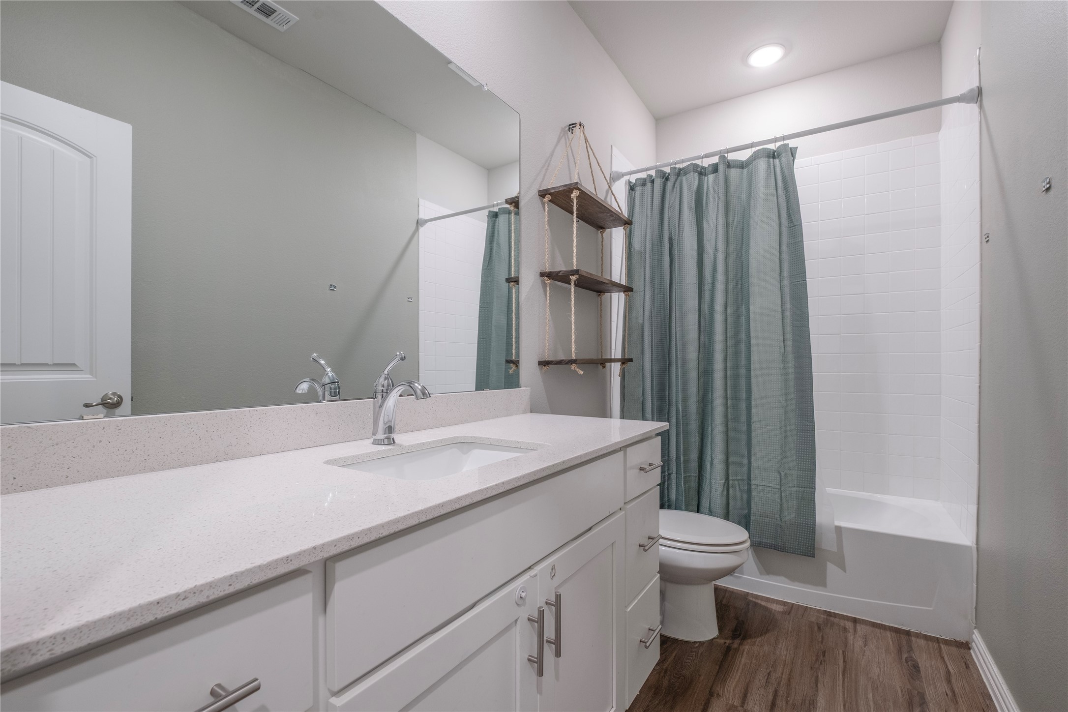 106 Spring Crest Street Mabank TX 75147