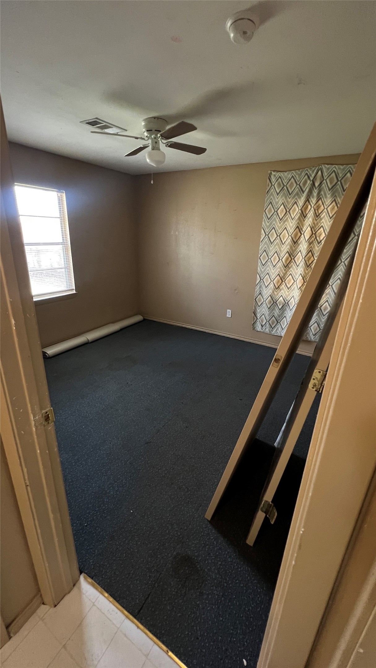 1325 E Sherman Street Paris TX 75460