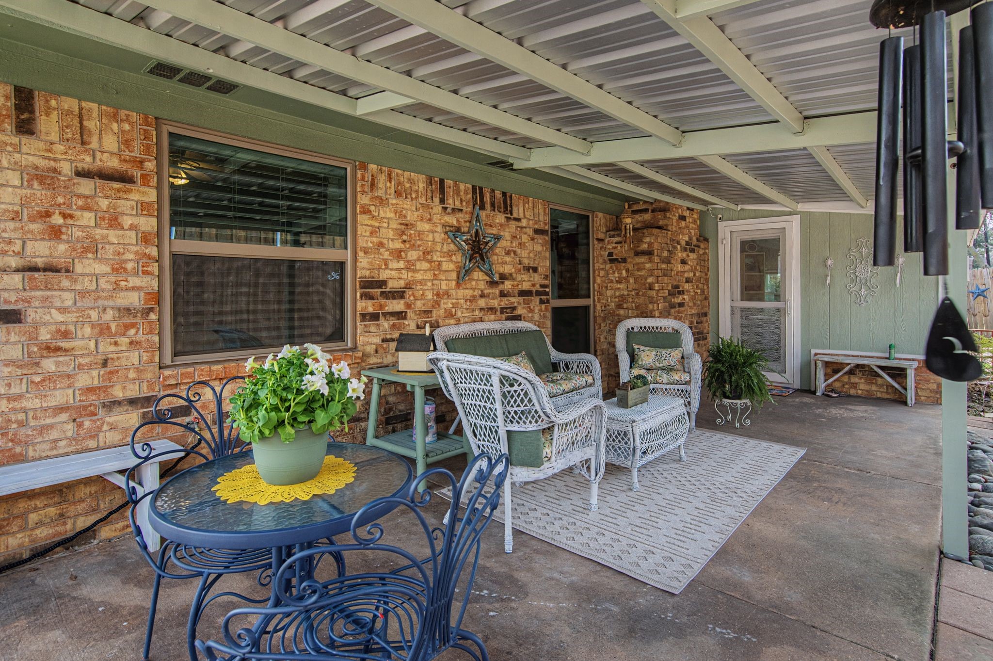 7449 Timberhill Drive North Richland Hills TX 76182