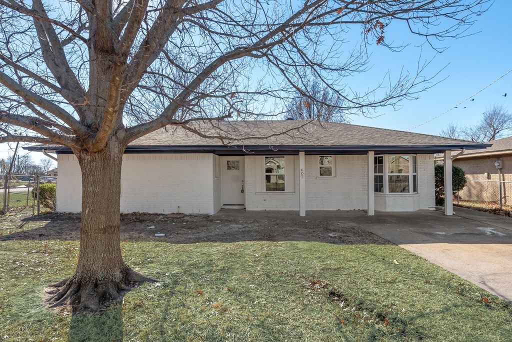 607 E Aimee Street Forney TX 75126