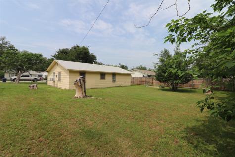 1610 Wood Street Brownwood TX 76801