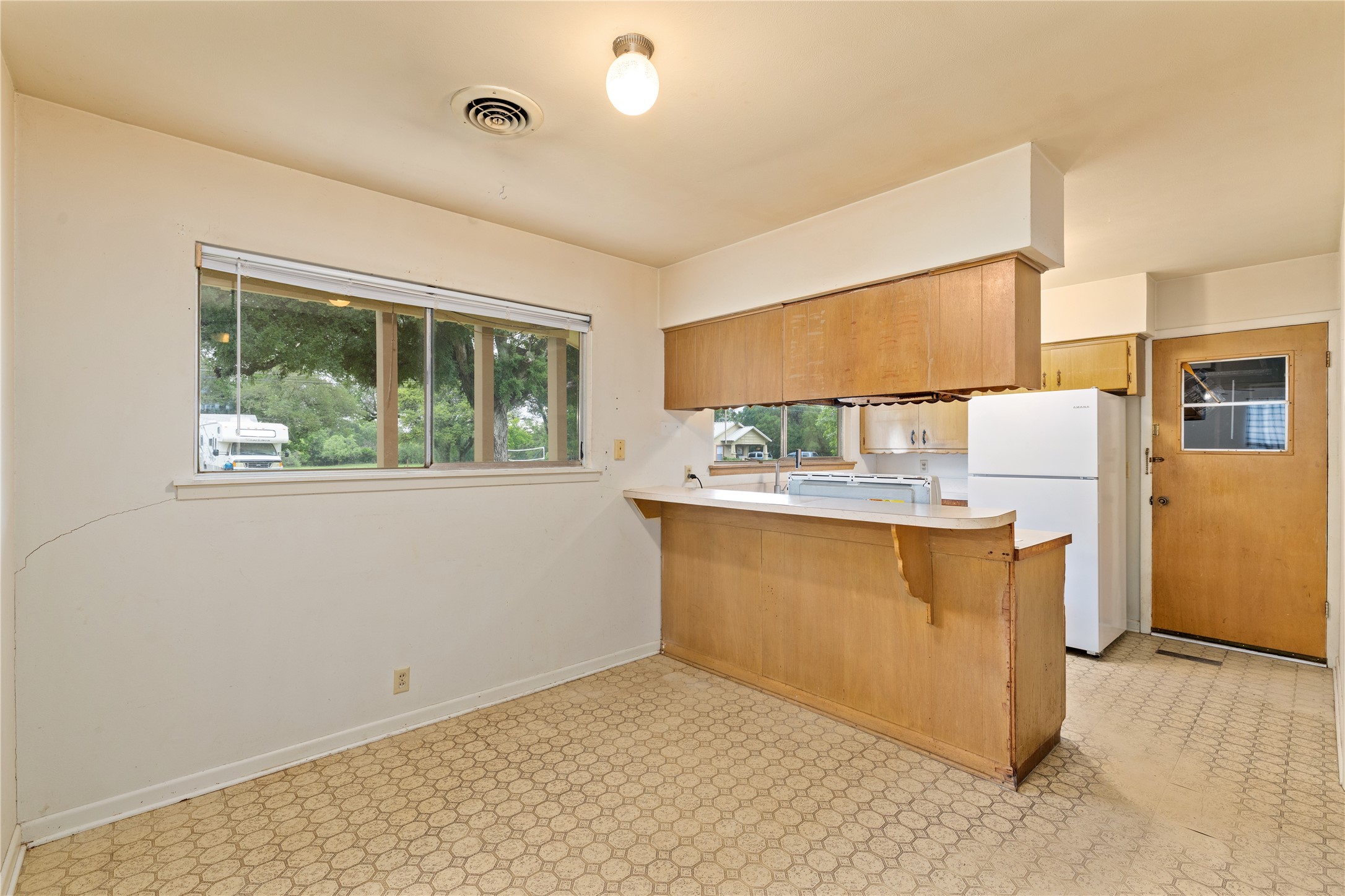 1610 Wood Street Brownwood TX 76801