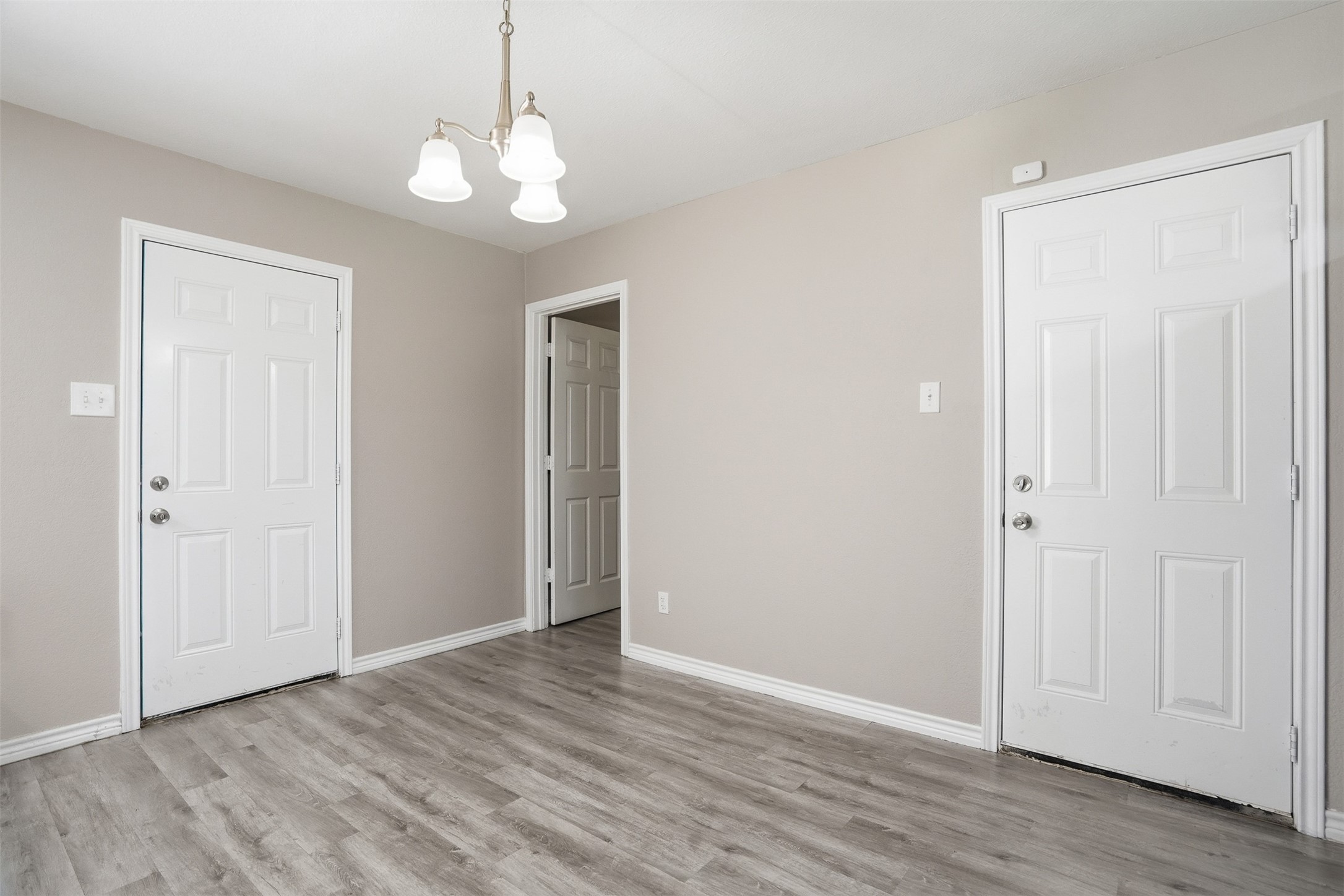 1540 Roma Lane Fort Worth TX 76134