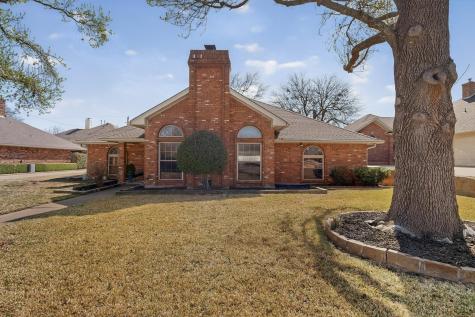 1110 Shady Oak Trail Mansfield TX 76063