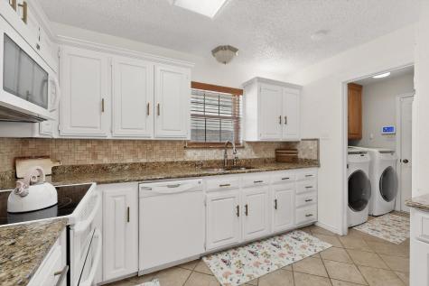 1110 Shady Oak Trail Mansfield TX 76063
