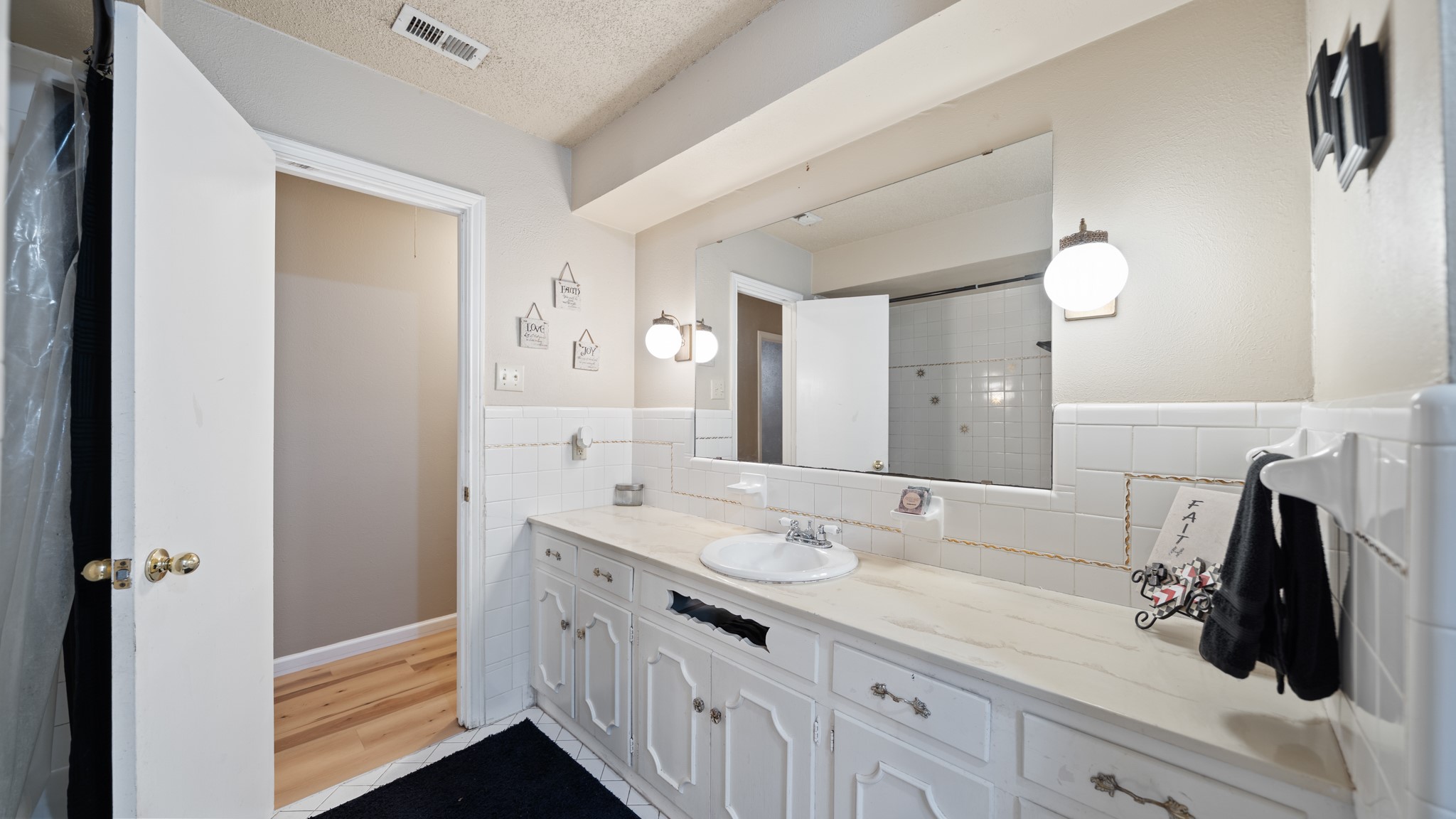 313 Shadywood Lane Seagoville TX 75159