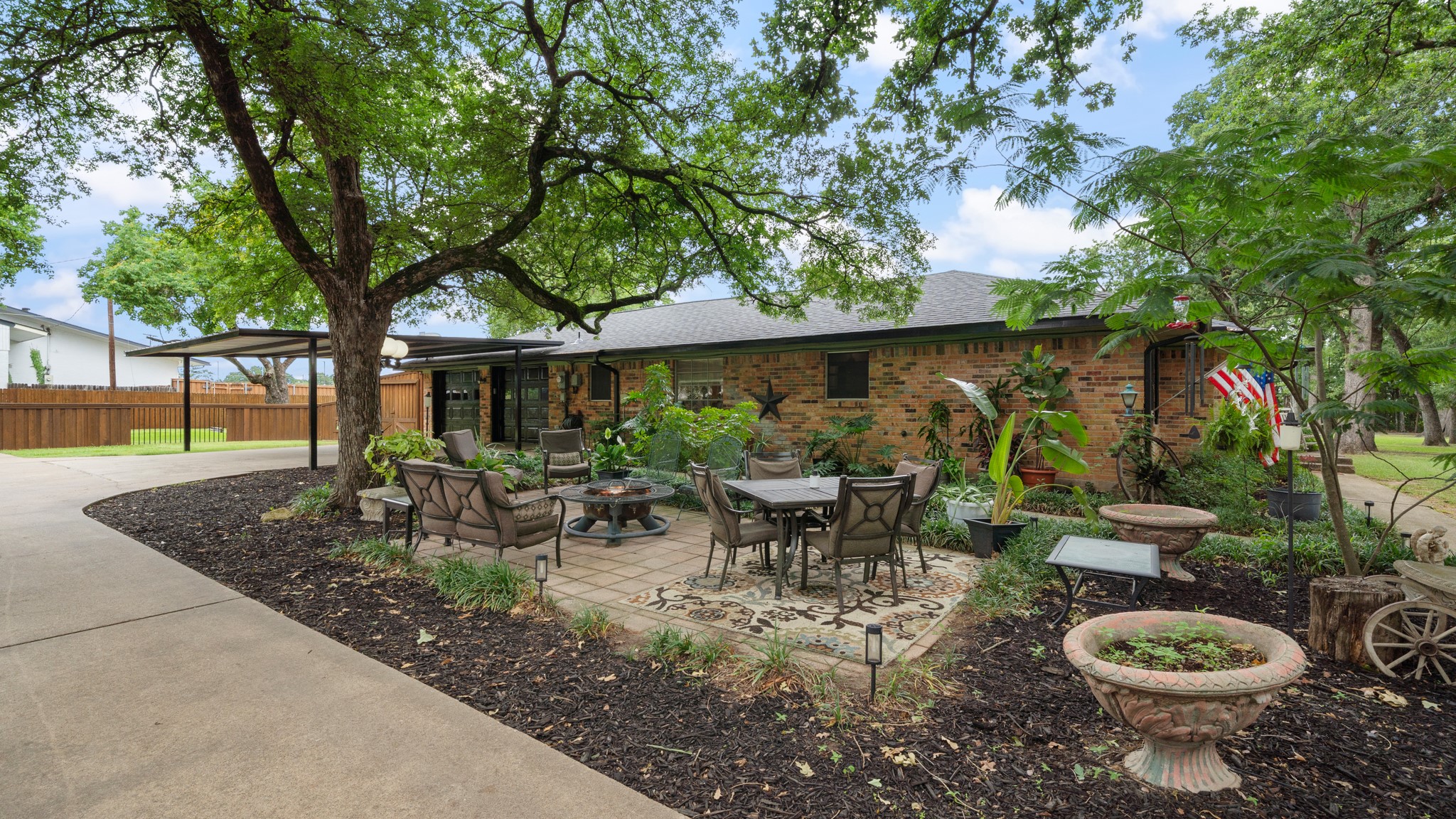 313 Shadywood Lane Seagoville TX 75159