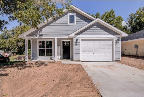 161 Columbia Street Cleburne TX 76031