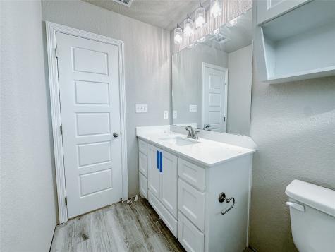 1341 Promised Land Road Hewitt TX 76643