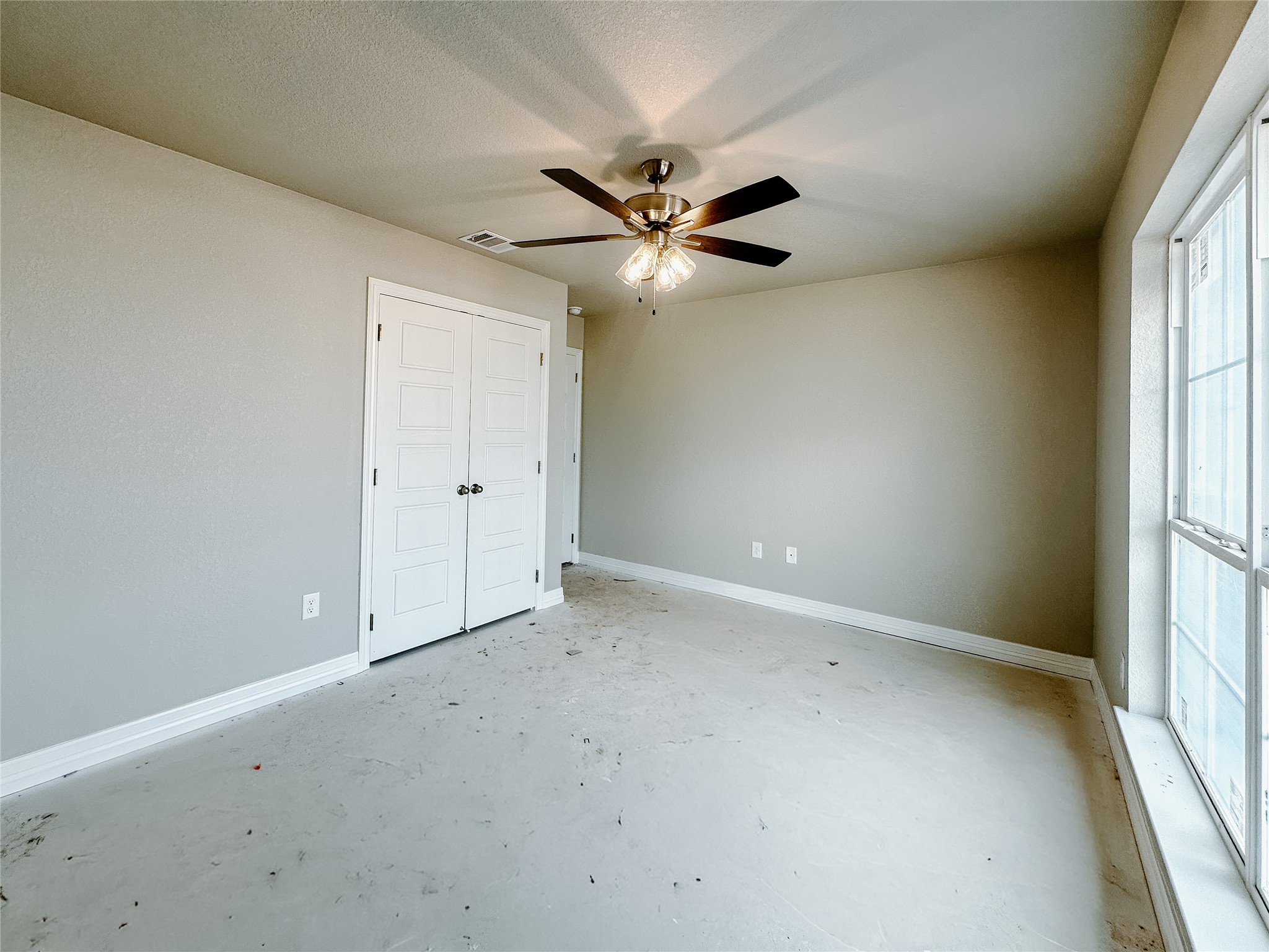 1341 Promised Land Road Hewitt TX 76643
