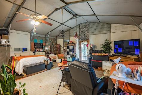 3090 SW Cr 0018 Corsicana TX 75110