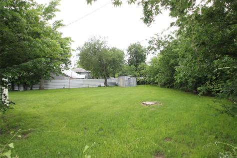 102 San Saba Avenue Benbrook TX 76126