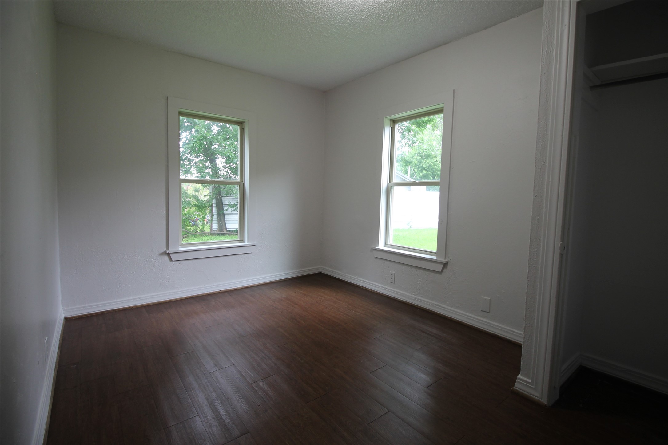 102 San Saba Avenue Benbrook TX 76126