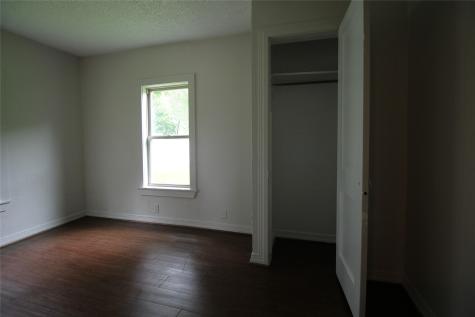 102 San Saba Avenue Benbrook TX 76126