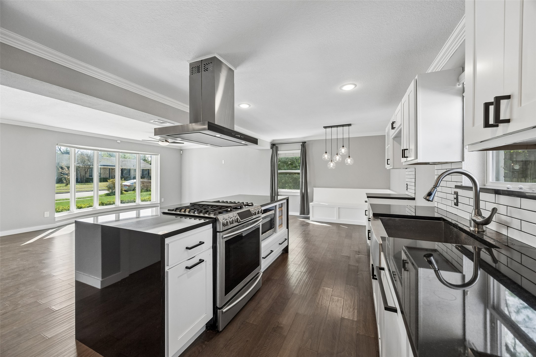 2623 Heatherwood Drive Dallas TX 75228