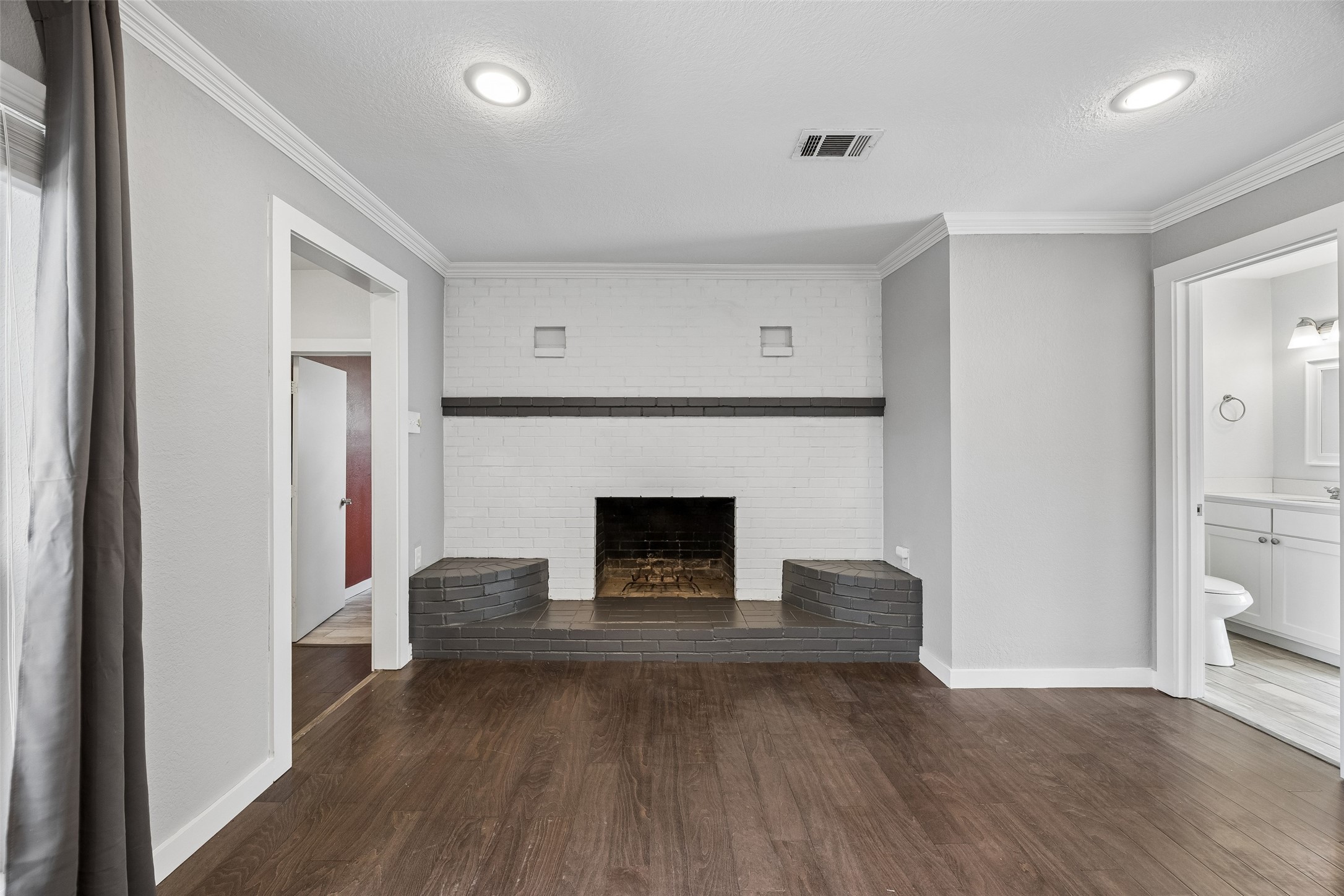 2623 Heatherwood Drive Dallas TX 75228