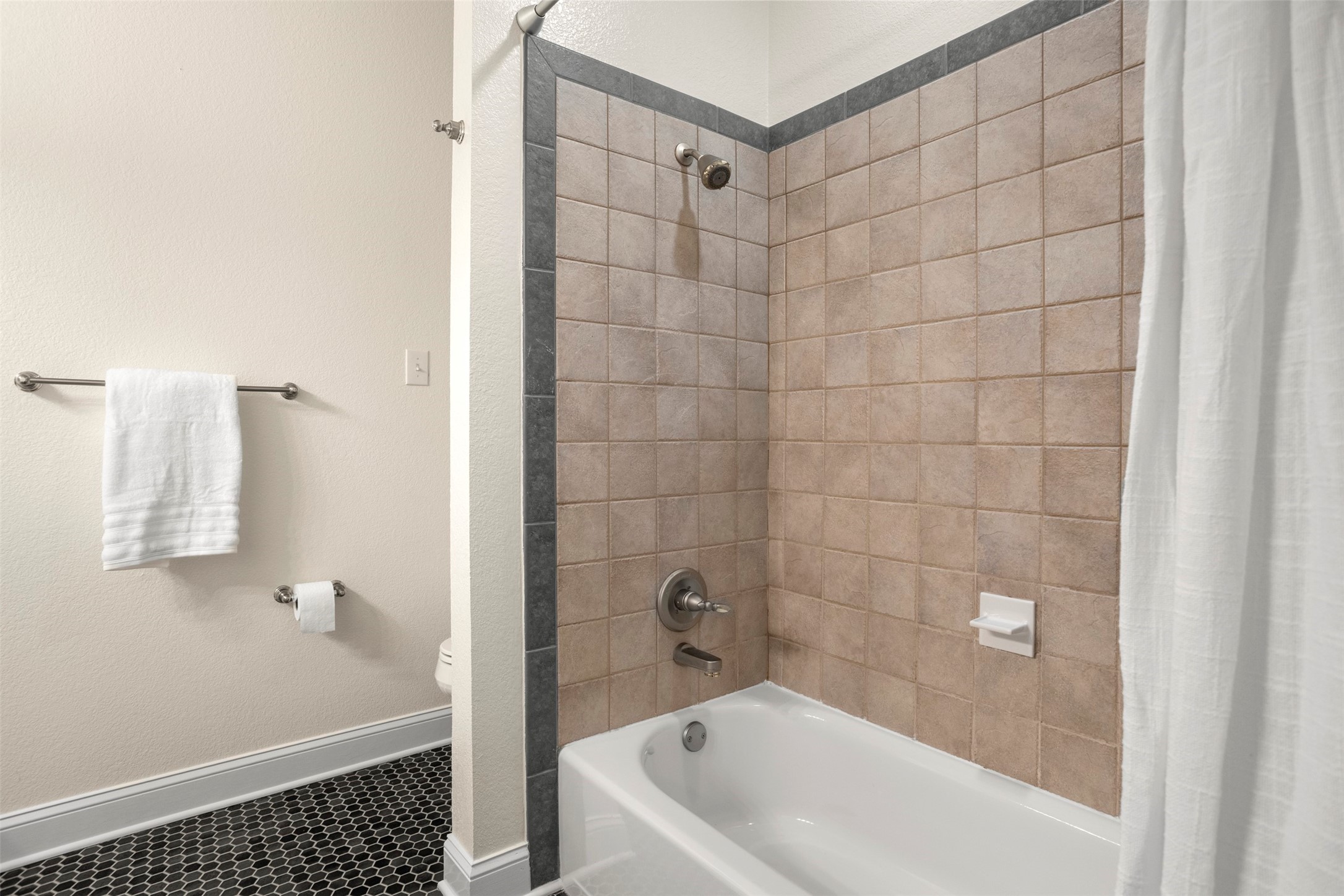 669 Brookhaven Court Waxahachie TX 75165