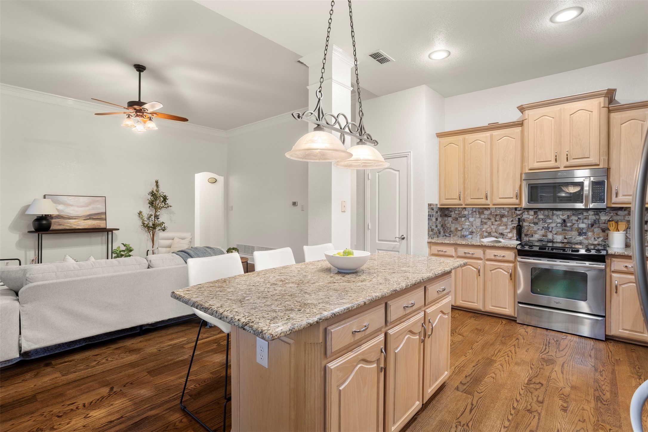 669 Brookhaven Court Waxahachie TX 75165