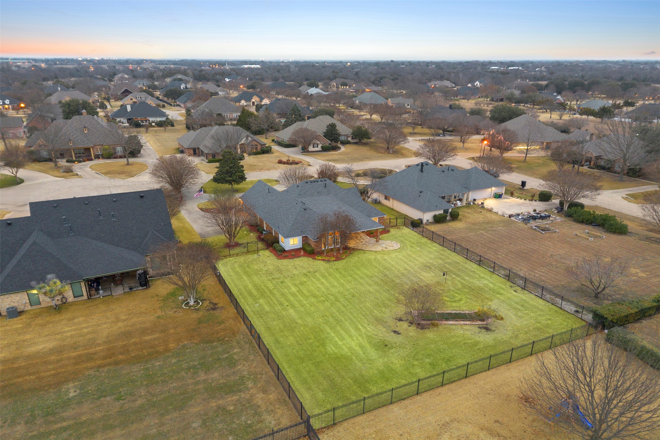 669 Brookhaven Court Waxahachie TX 75165