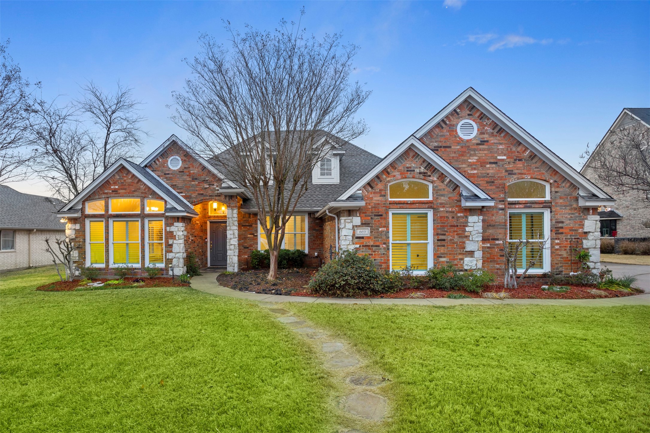 669 Brookhaven Court Waxahachie TX 75165