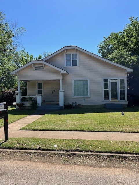 110 S Field Street Cleburne TX 76033