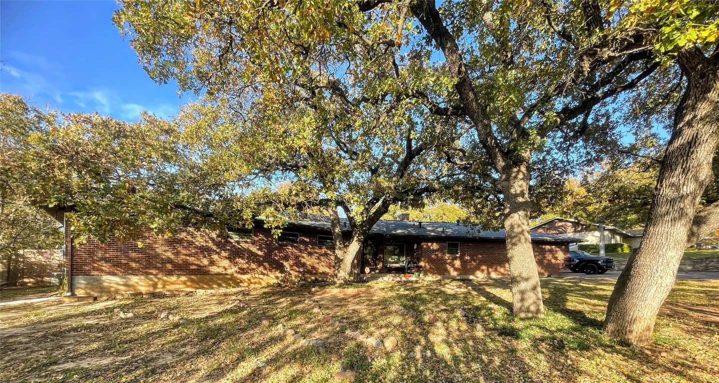 215 SE 19th Street Mineral Wells TX 76067