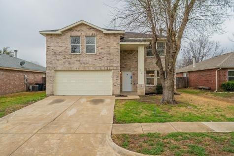 8732 Hunters Point Way Fort Worth TX 76123
