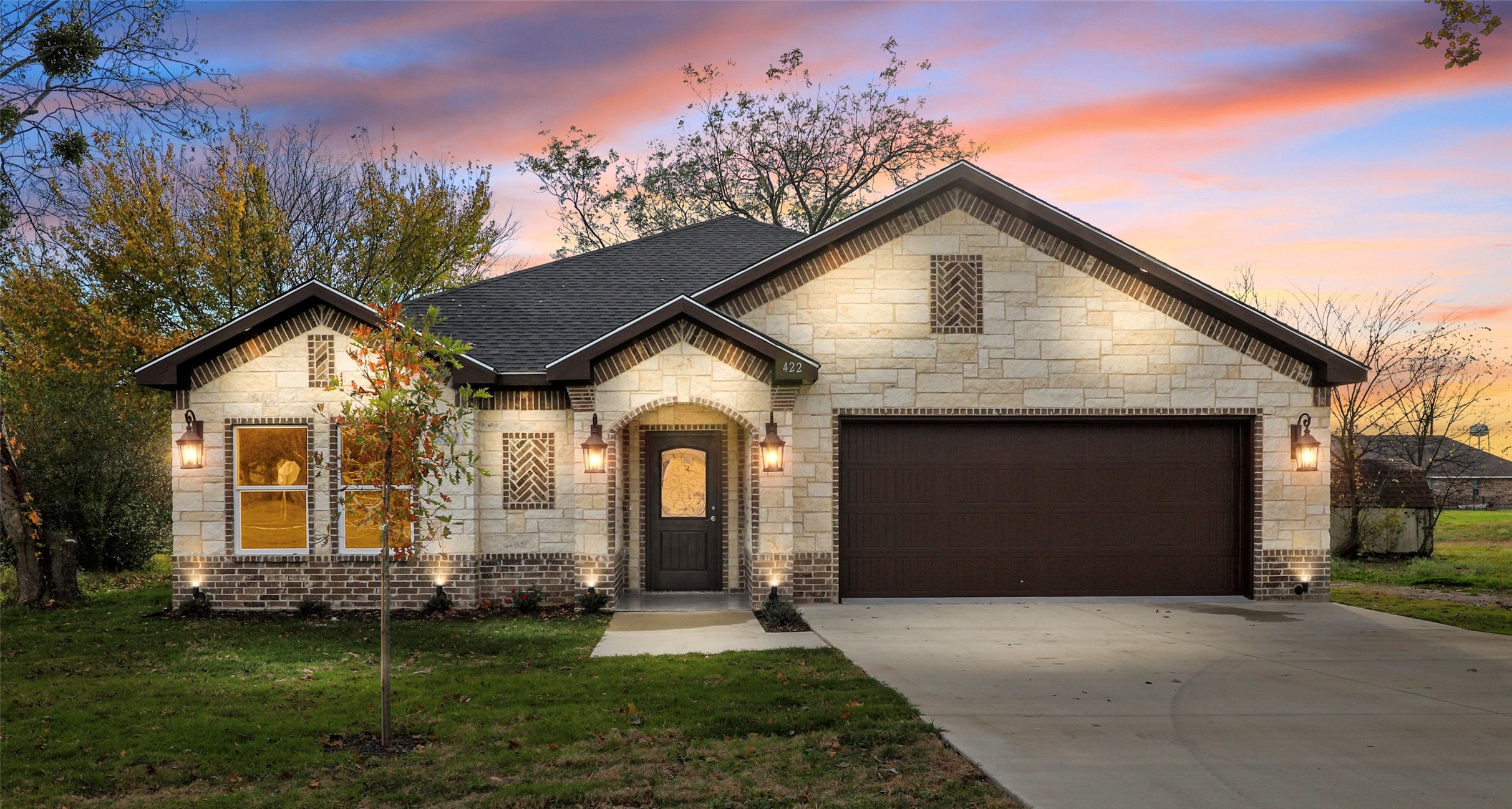 422 E Mason Street Mabank TX 75147