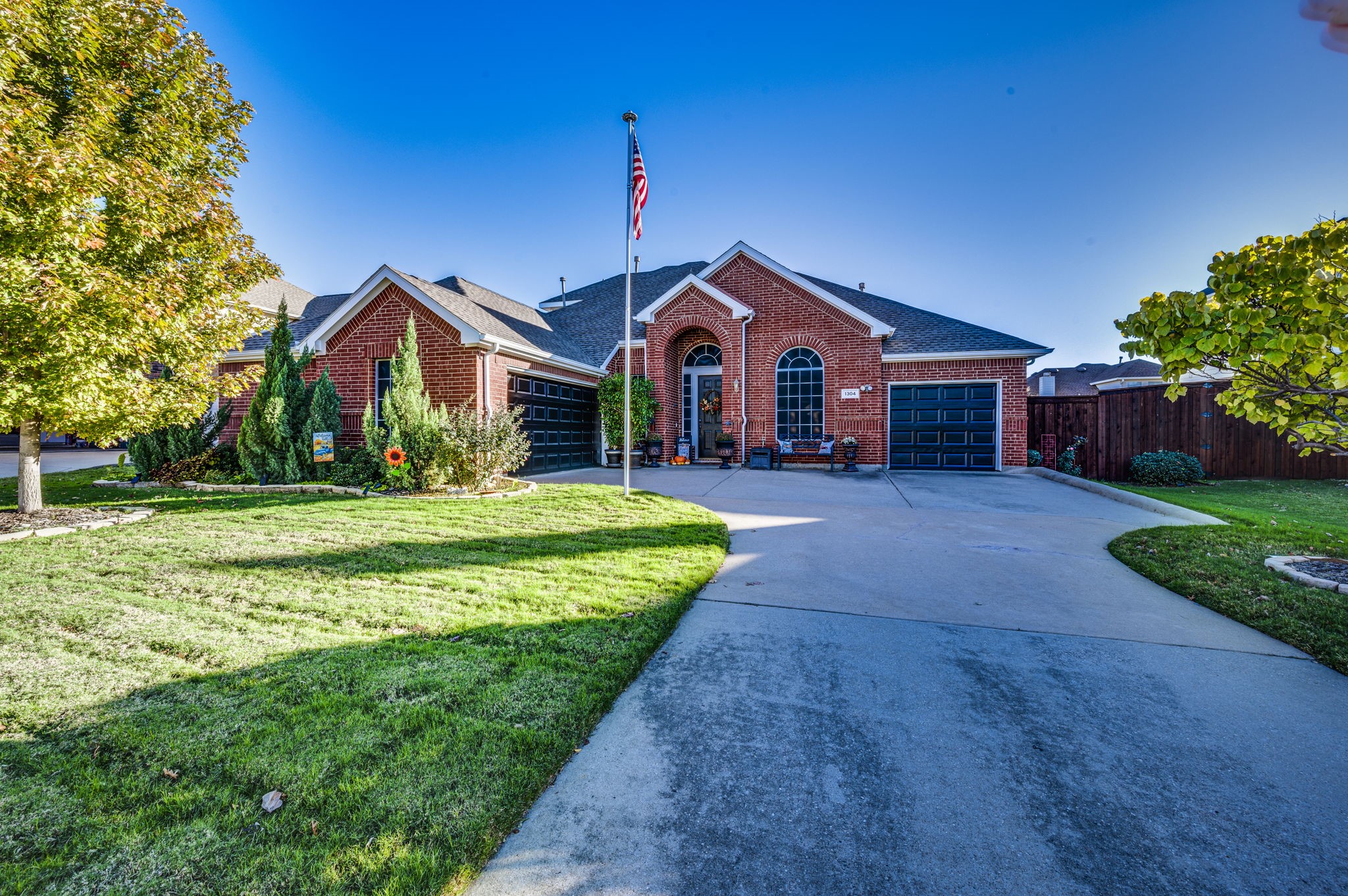 1304 Tanglewood Drive Mansfield TX 76063