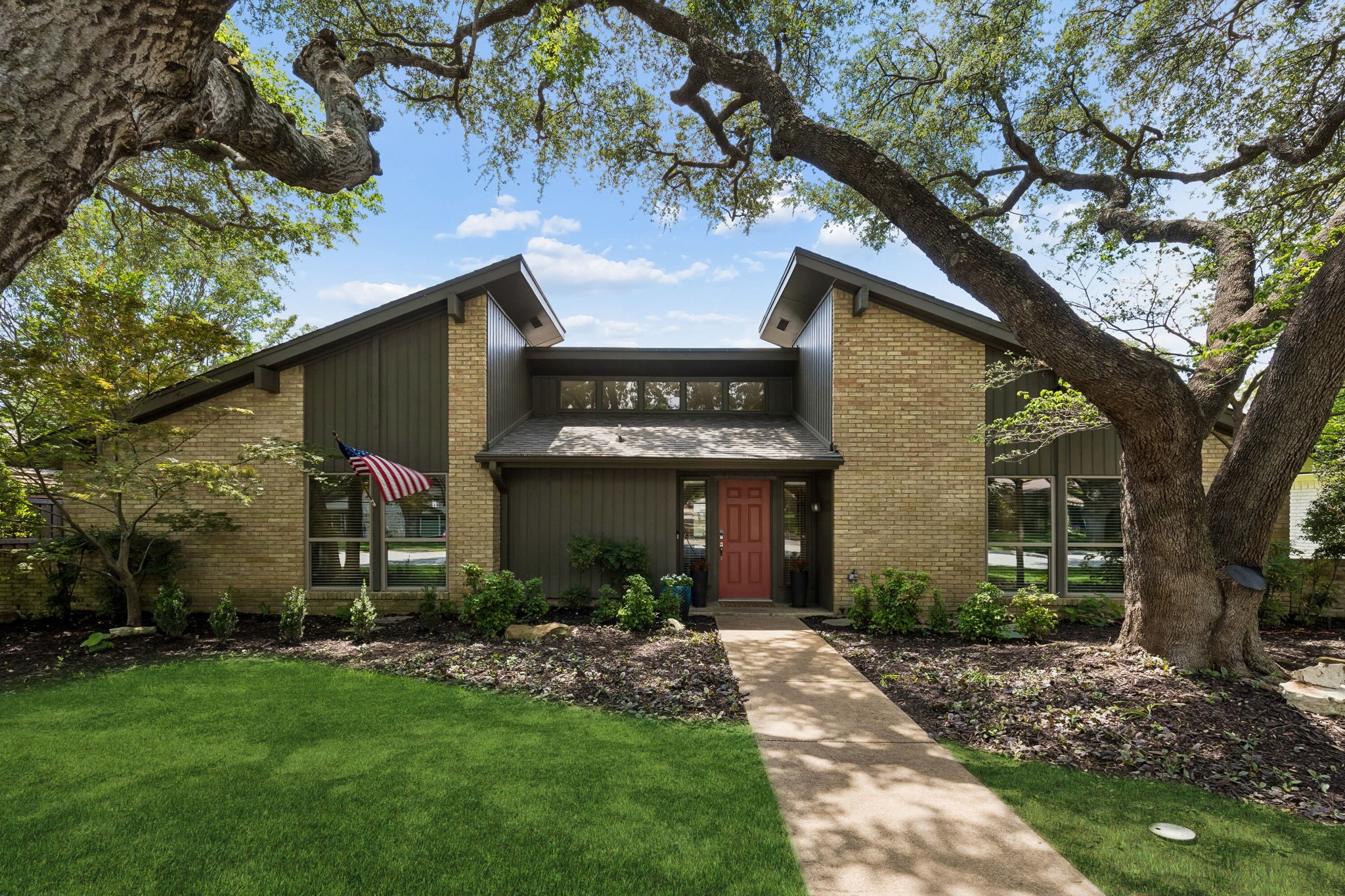 7055 Merriman Parkway Dallas TX 75231