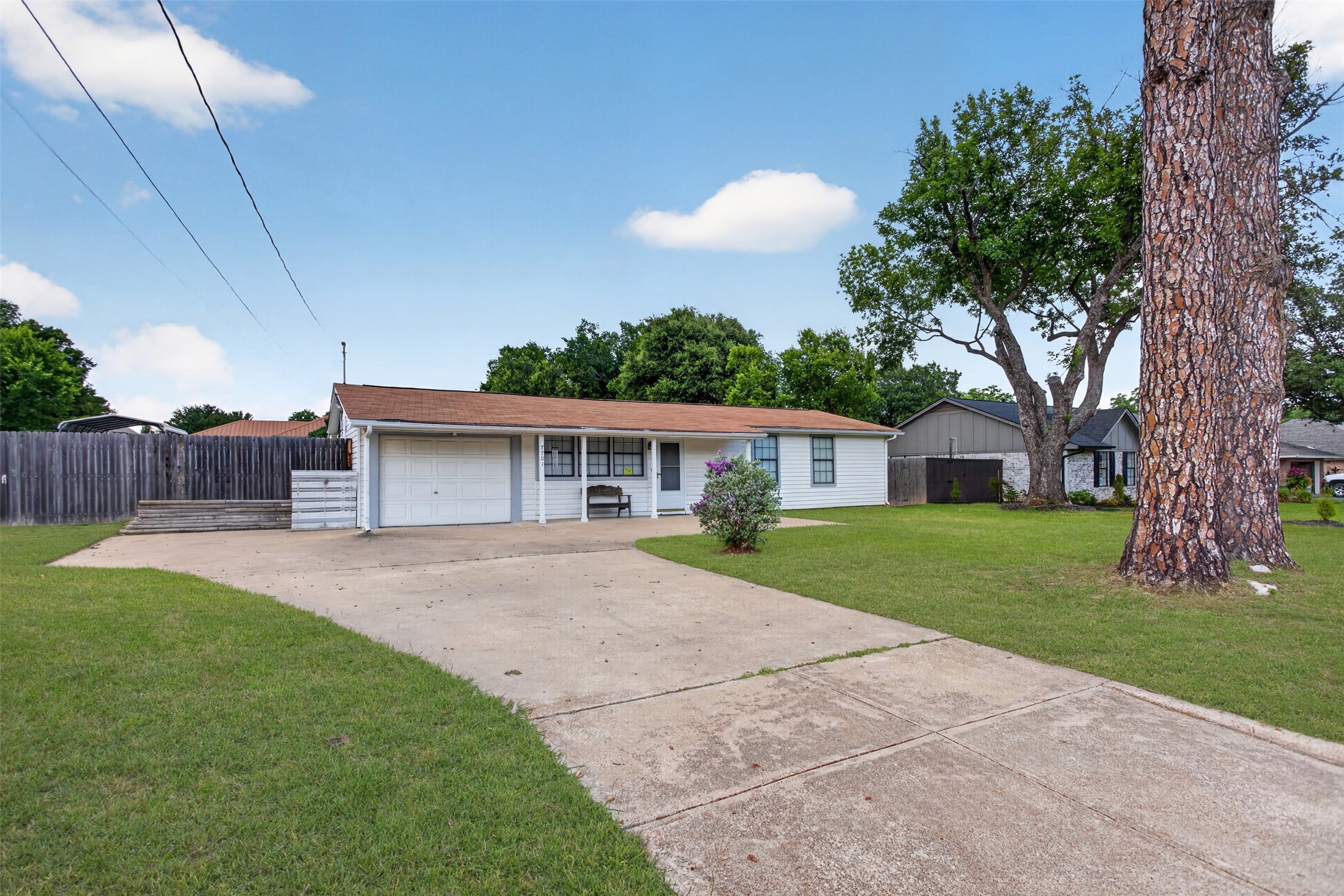 7701 Buck Street North Richland Hills TX 76182