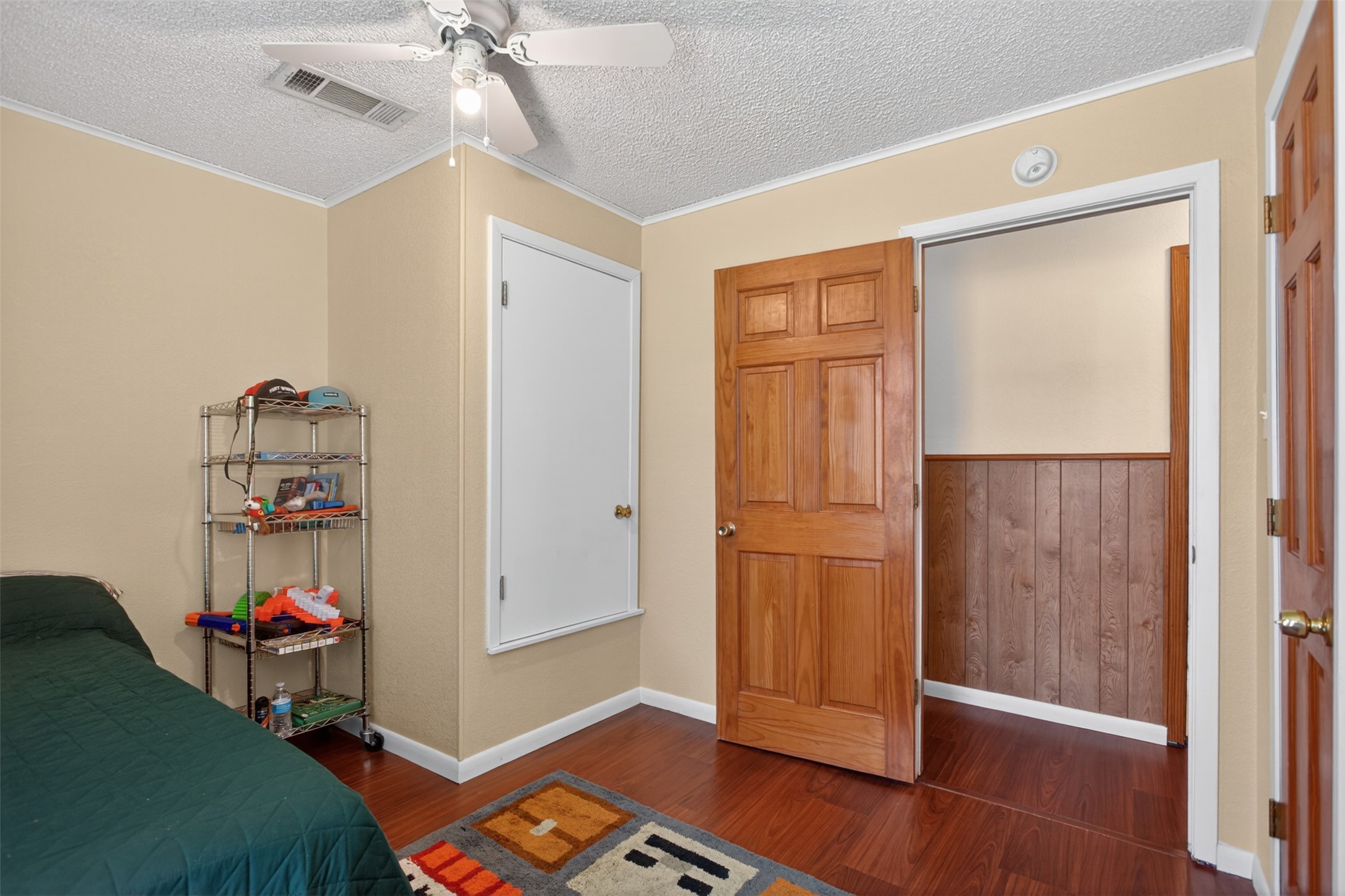 7701 Buck Street North Richland Hills TX 76182