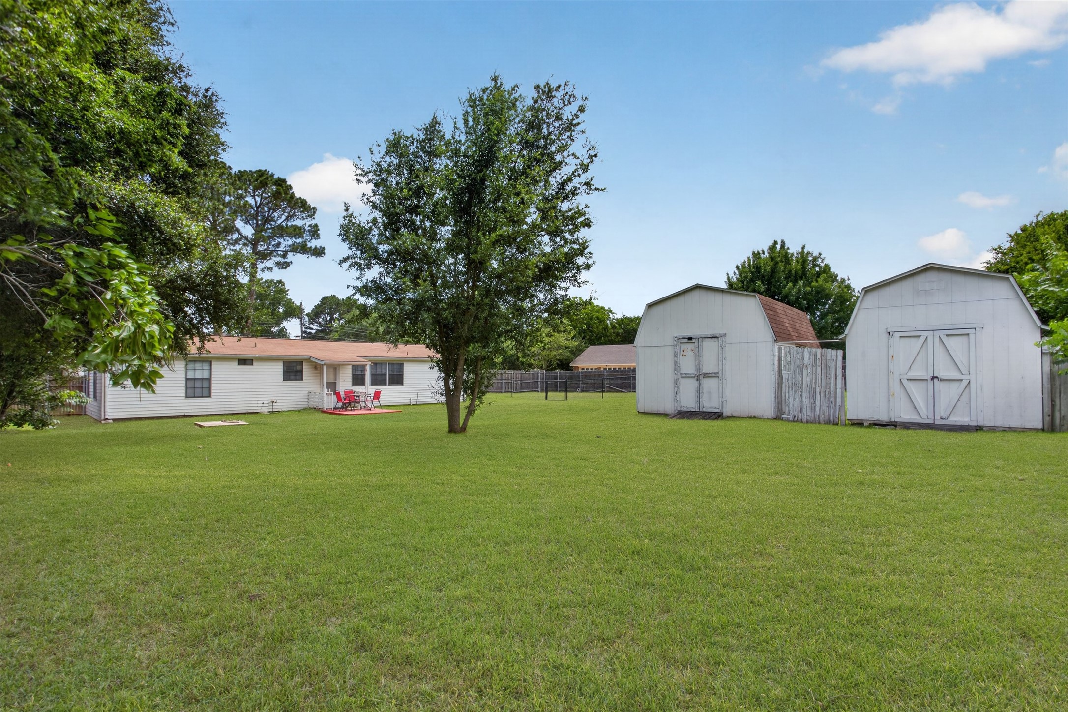 7701 Buck Street North Richland Hills TX 76182