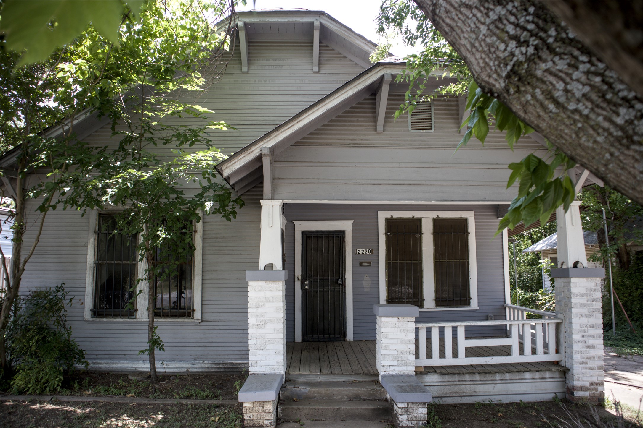 2220 Prospect Avenue Fort Worth TX 76164