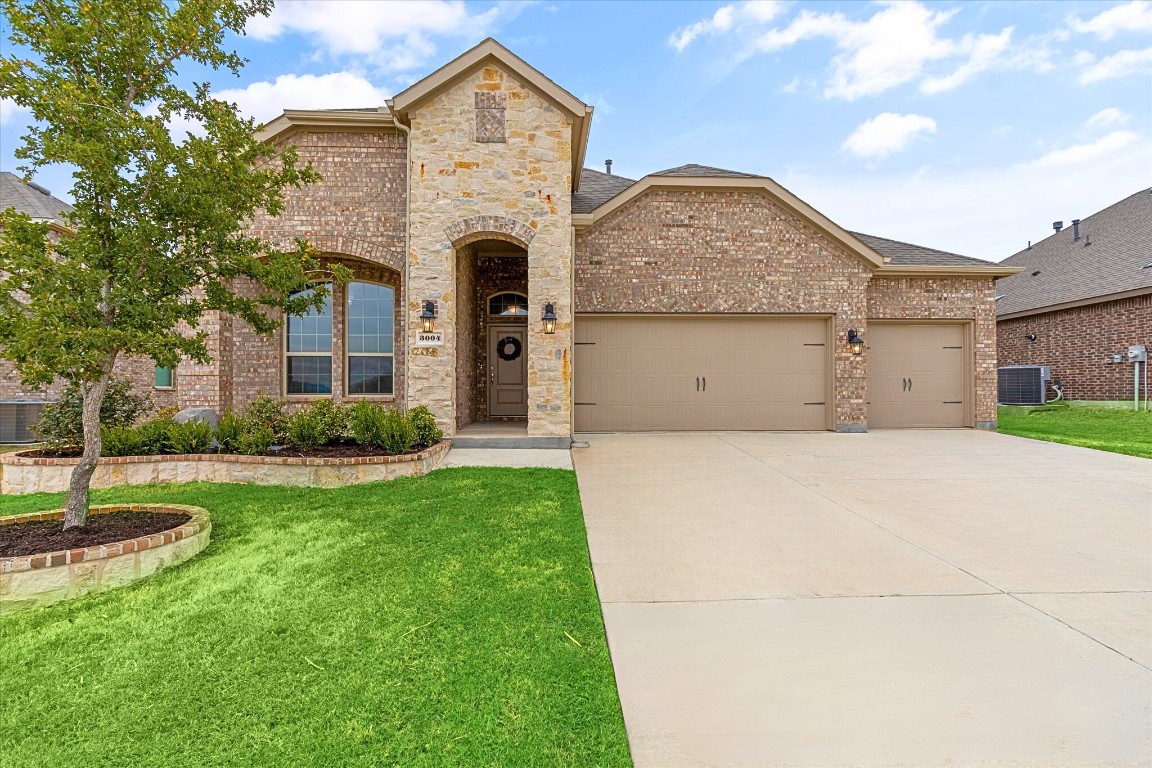 3004 Faro Road Aubrey TX 76227