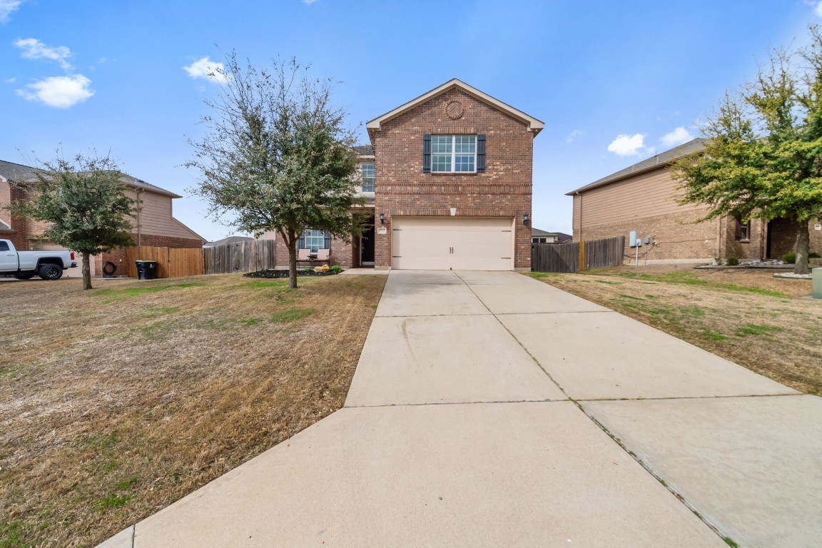 106 Drover Ridge Drive Newark TX 76071