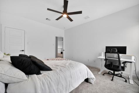 1322 Genoa Circle Garland TX 75040