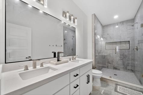 1322 Genoa Circle Garland TX 75040