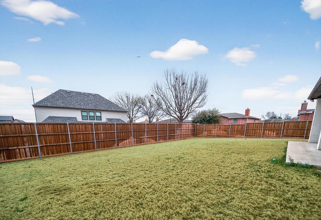1322 Genoa Circle Garland TX 75040