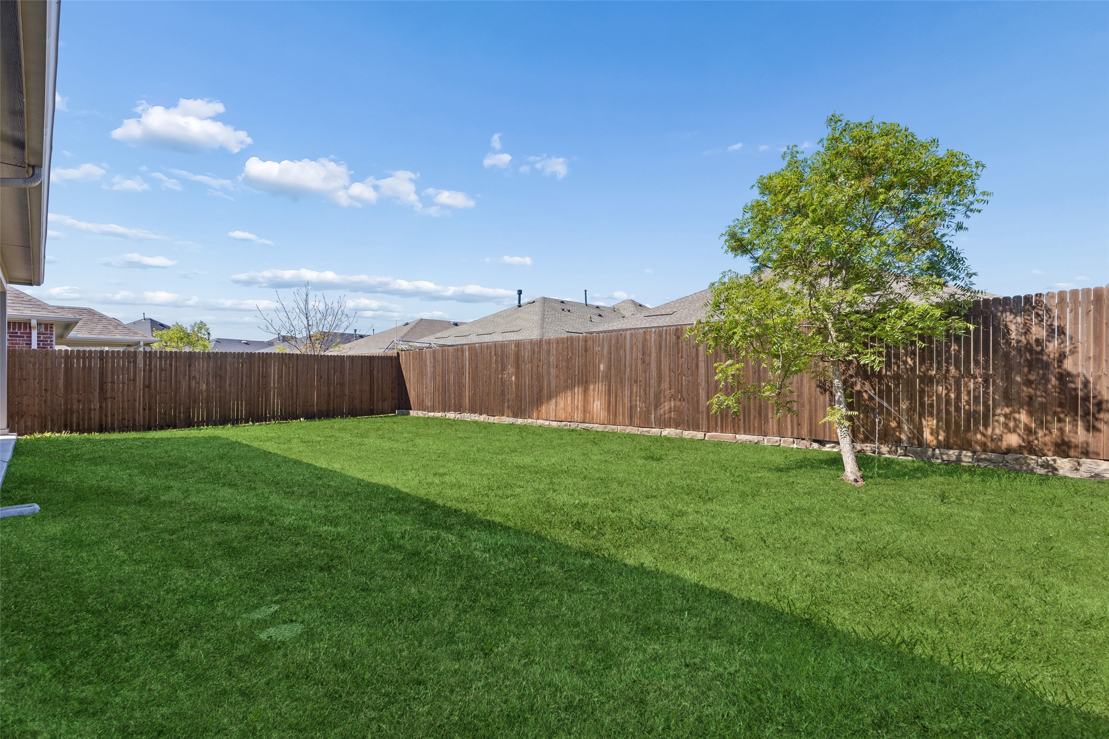 436 Ella Lane Fate TX 75087