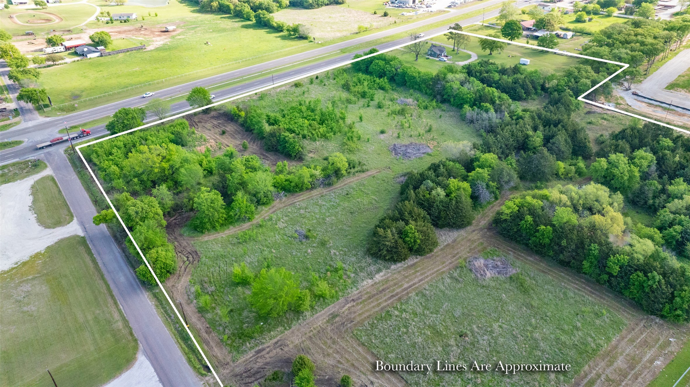 5928 E Highway 82 Gainesville TX 76240